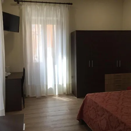 Alojamento de Acomodação e Pequeno-almoço Duomo Pizzo (Calabria)